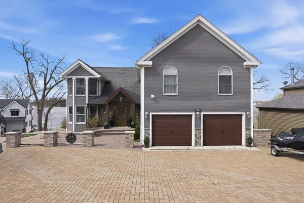 $1,795,000 | 531 Circle Drive, Fox Lake, IL 60020