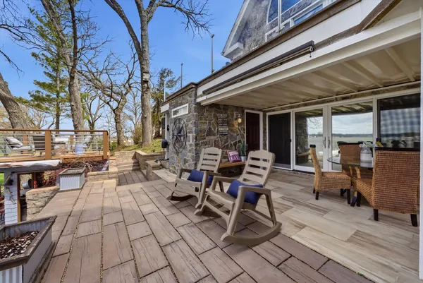 $1,795,000 | 531 Circle Drive, Fox Lake, IL 60020