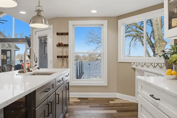 $1,795,000 | 531 Circle Drive, Fox Lake, IL 60020