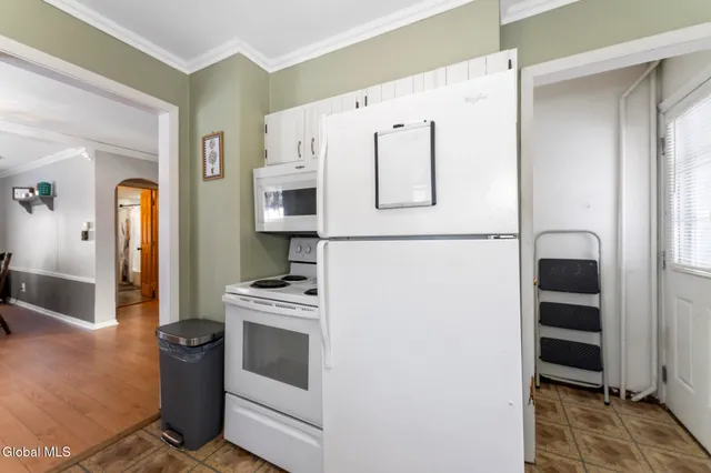 $259,000 | 985 Hudson Avenue, Stillwater, NY 12170