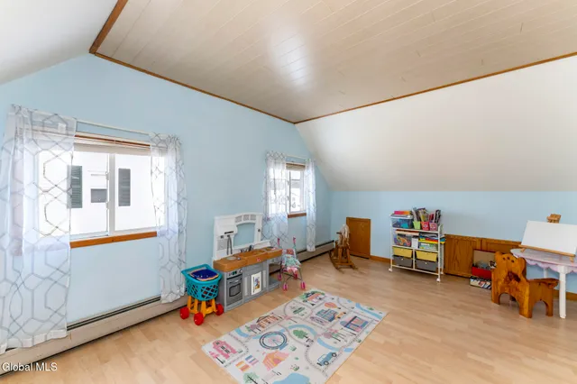 $259,000 | 985 Hudson Avenue, Stillwater, NY 12170