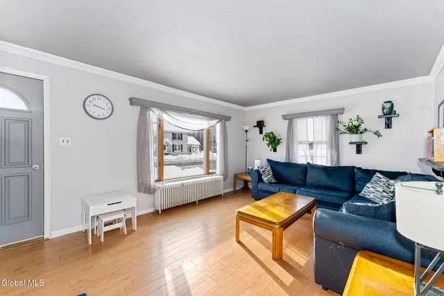 $259,000 | 985 Hudson Avenue, Stillwater, NY 12170