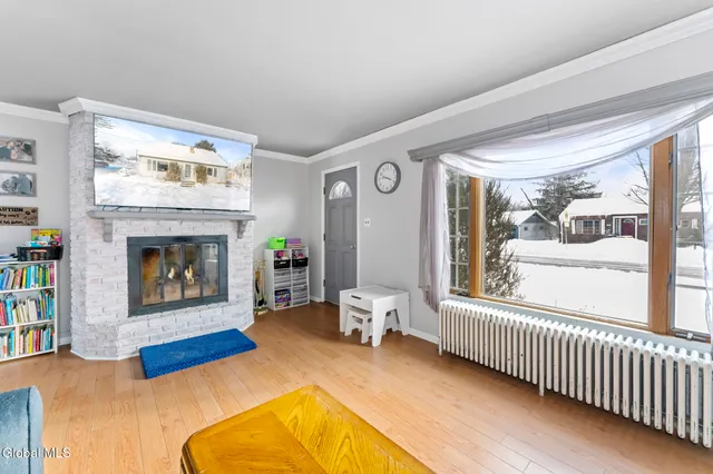 $259,000 | 985 Hudson Avenue, Stillwater, NY 12170