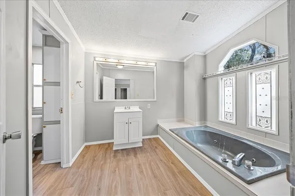 $500,000 | 5590 East Highway 316, Citra, FL 32113