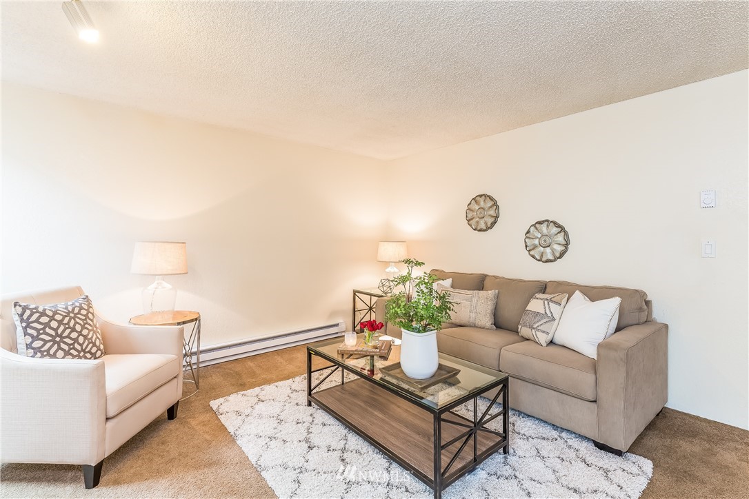 820 Cady Road, Unit F106 Everett, WA 98203 - Photo 3 of 25 Gallery Image 3