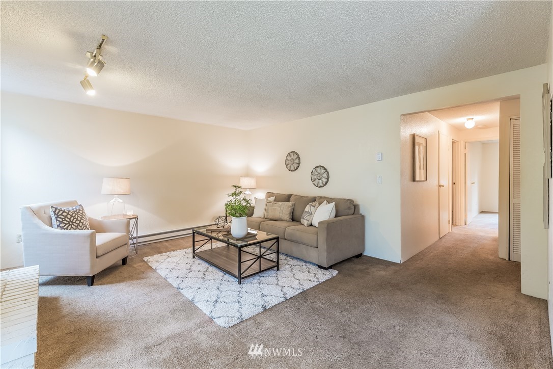 820 Cady Road, Unit F106 Everett, WA 98203 - Photo 4 of 25 Gallery Image 4