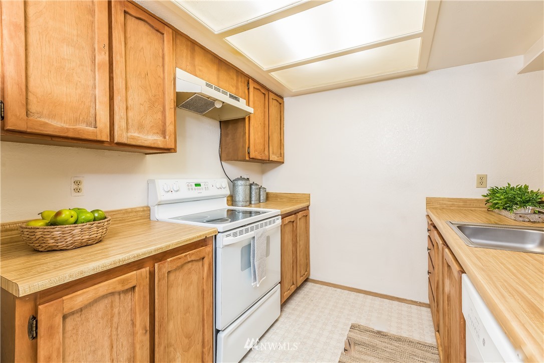 820 Cady Road, Unit F106 Everett, WA 98203 - Photo 8 of 25 Gallery Image 8