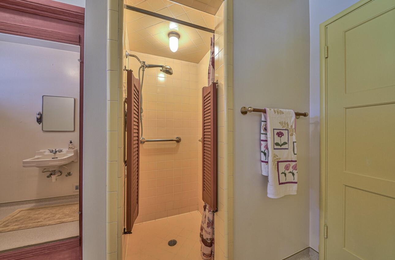 109 Old Stage Road Salinas, CA 93908 - Photo 53 of 68 Gallery Image 53