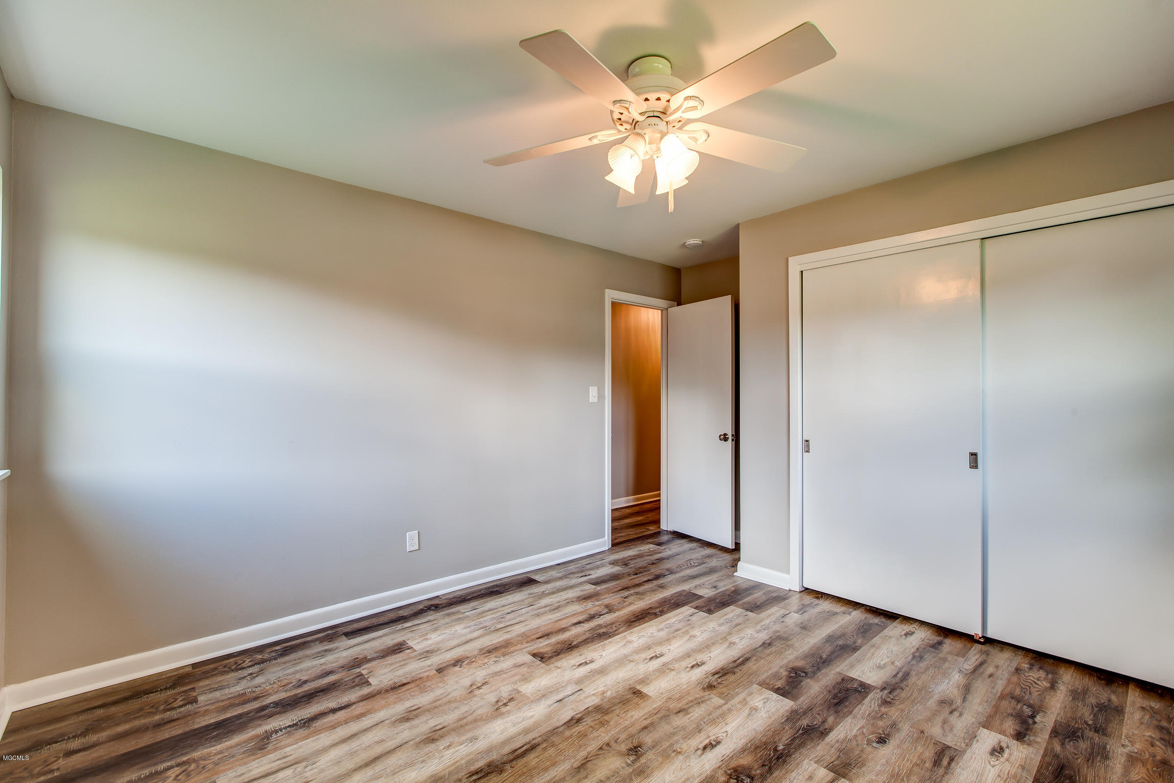 2507 Orleans Road Biloxi, MS 39531 - Photo 16 of 22 2507Orleans-16