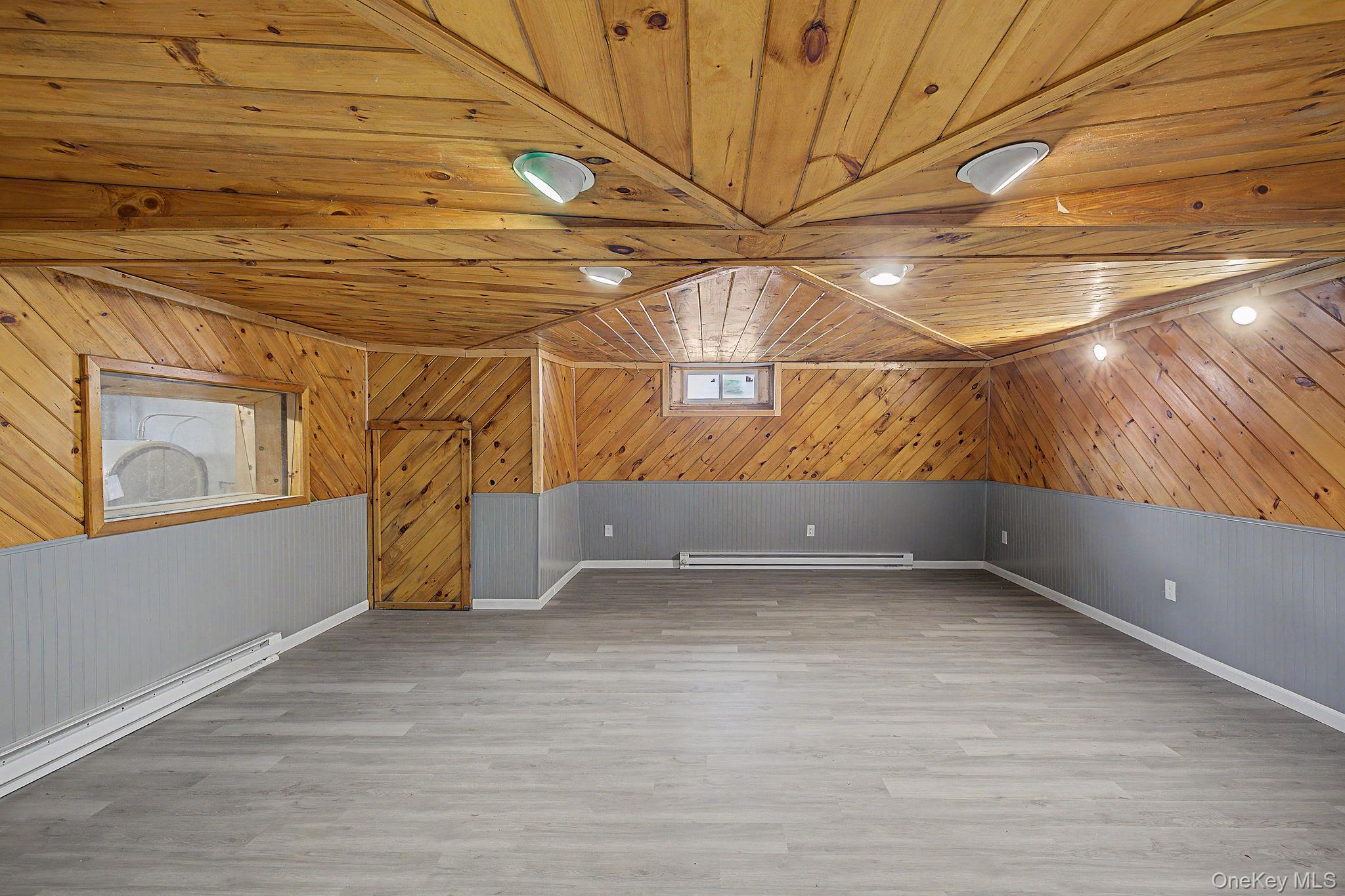 2585 State Rte 55 Poughquag, NY 12570 - Photo 27 of 39