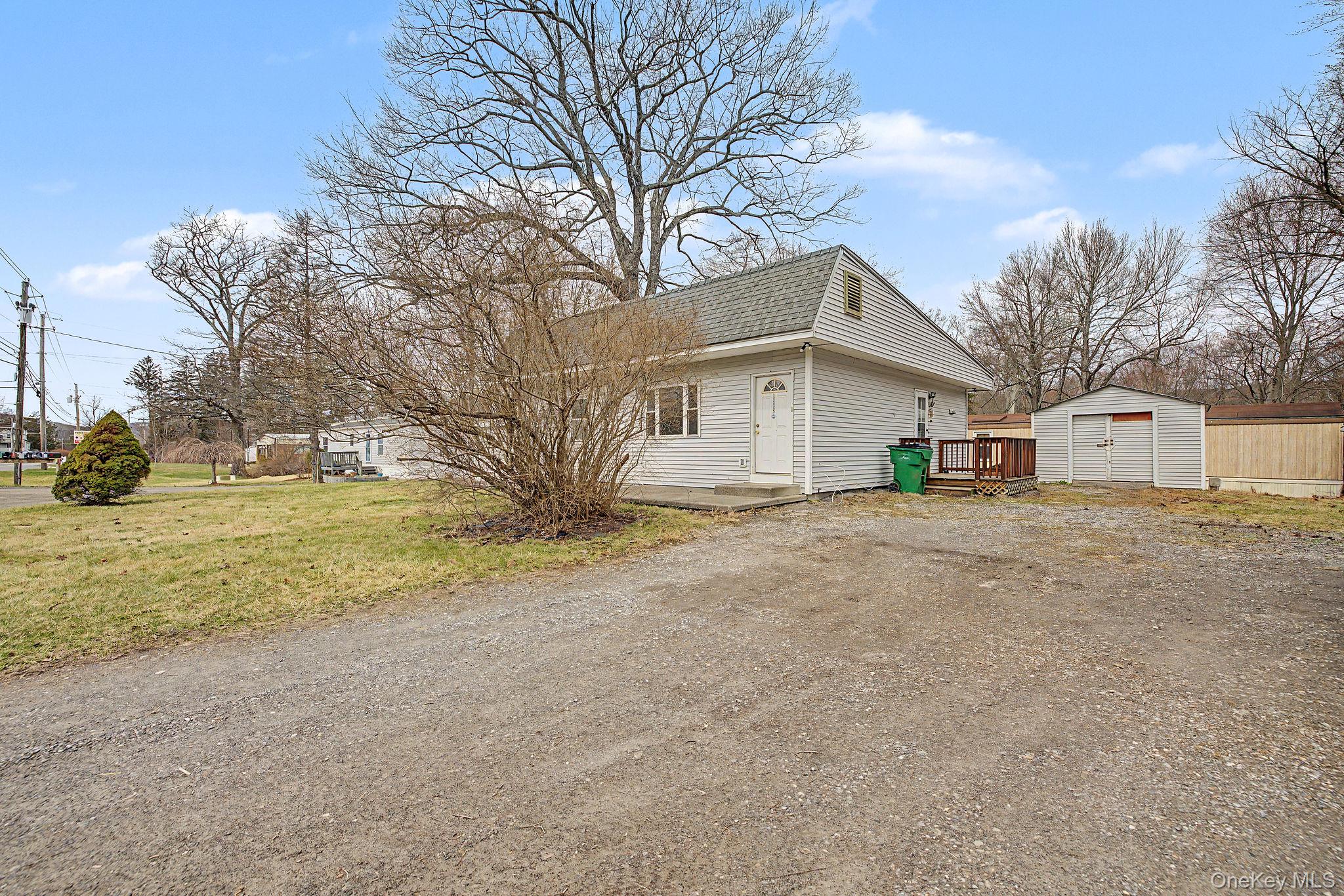 2585 State Rte 55 Poughquag, NY 12570 - Photo 3 of 39