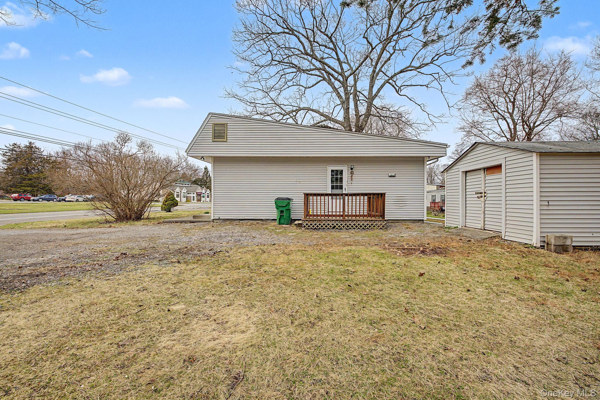 2585 State Rte 55 Poughquag, NY 12570 - Photo 4 of 39