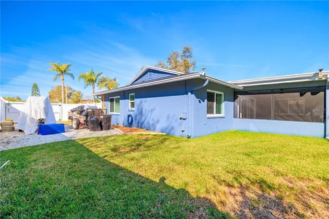 $619,900 | 9407 Laura Anne Drive, Seminole, FL 33776