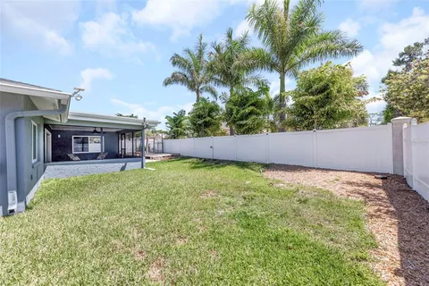 $589,900 | 9407 Laura Anne Drive, Seminole, FL 33776