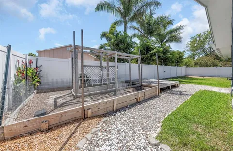 $589,900 | 9407 Laura Anne Drive, Seminole, FL 33776
