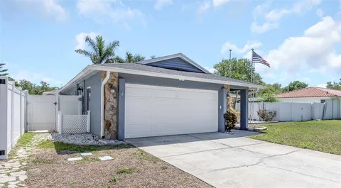 $589,900 | 9407 Laura Anne Drive, Seminole, FL 33776