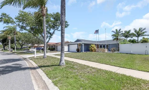 $589,900 | 9407 Laura Anne Drive, Seminole, FL 33776