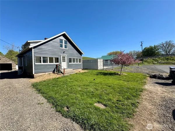 $239,000 | 725 East Patit Street, Dayton, WA 99328