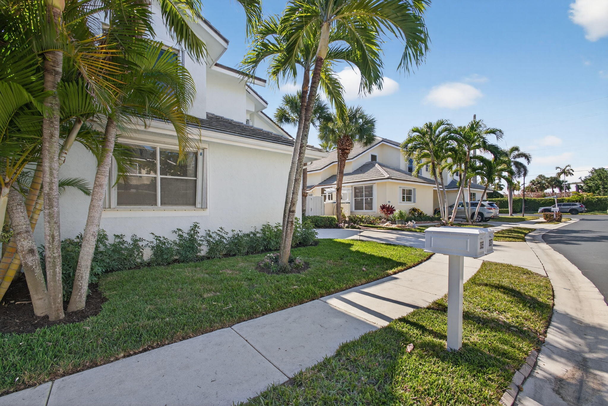 3057 Genoa Lane Jupiter, FL 33477 - Photo 6 of 55 3-web-or-mls-5D1A9686