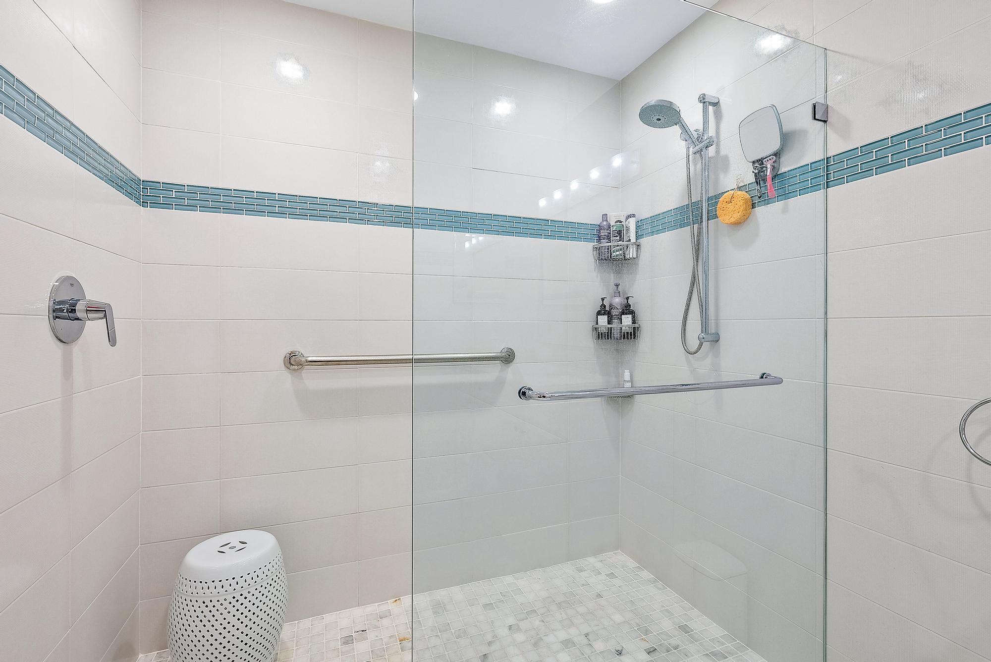 4161 U.S. Highway 1, Unit H1 Jupiter, FL 33477 - Photo 19 of 45 4161 US-1 S #H1 -10
