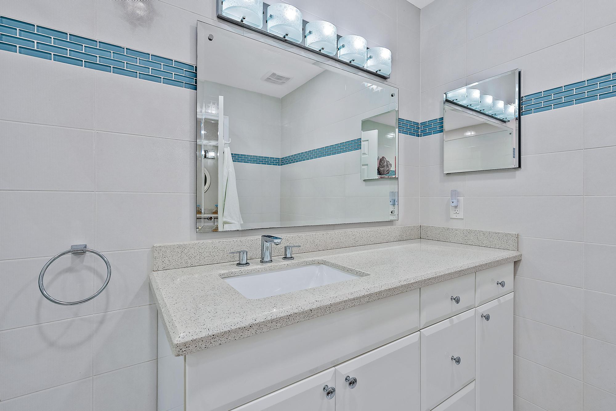 4161 U.S. Highway 1, Unit H1 Jupiter, FL 33477 - Photo 20 of 45 4161 US-1 S #H1 -9