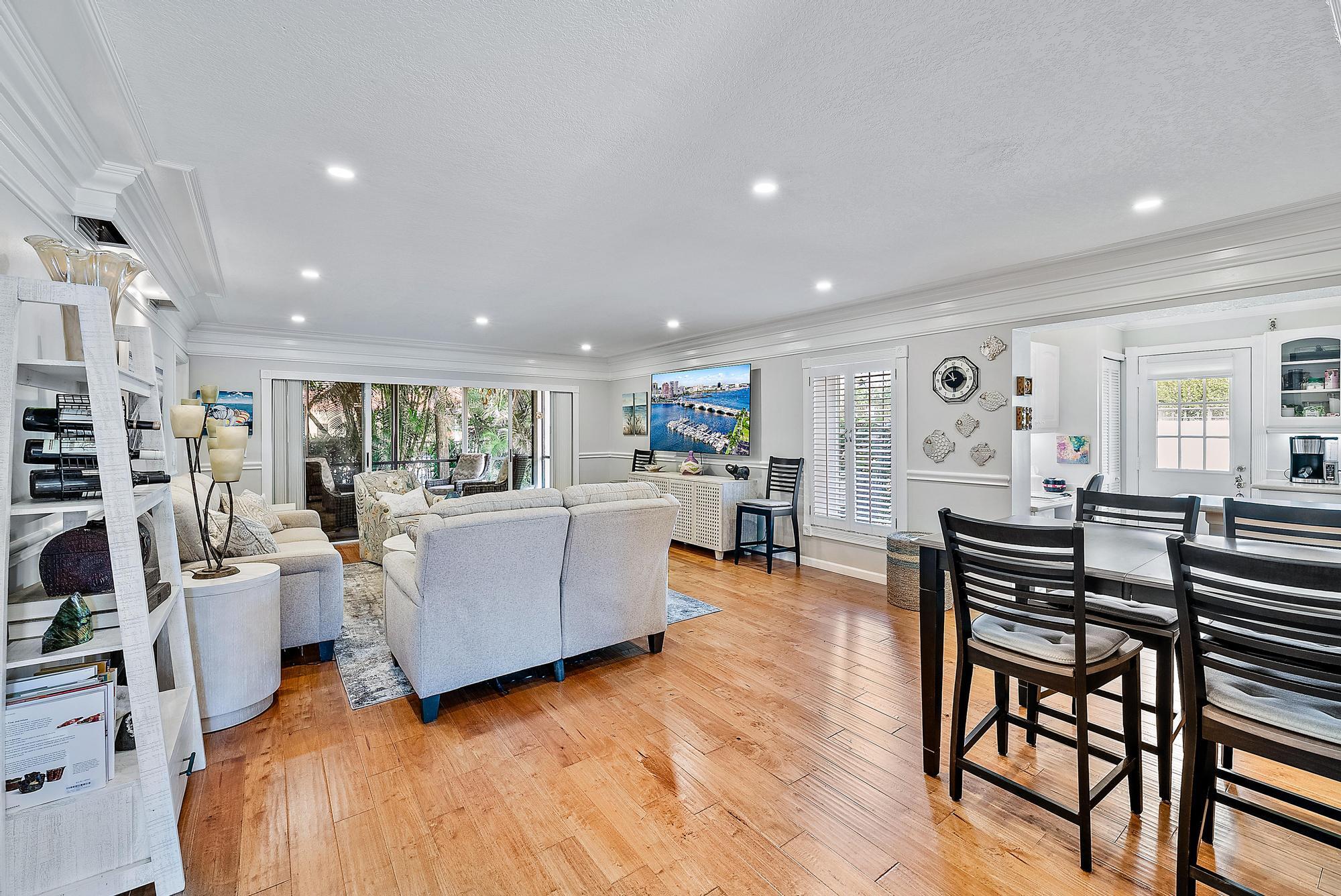 4161 U.S. Highway 1, Unit H1 Jupiter, FL 33477 - Photo 10 of 45 4161 US-1 S #H1 -17