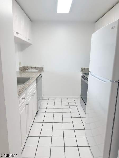 100 Old Palisade Road, Unit 3513 Fort Lee, NJ 07024 - Photo 10 of 28