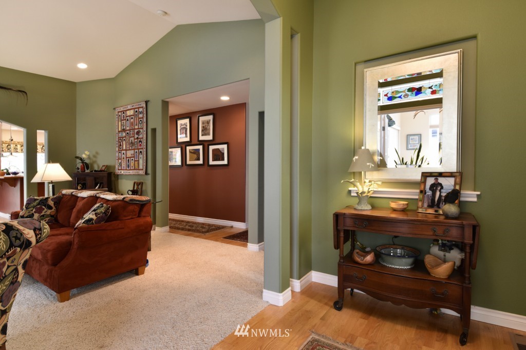 8113 Chehalis Road Birch Bay, WA 98230 - Photo 3 of 25 Gallery Image 3