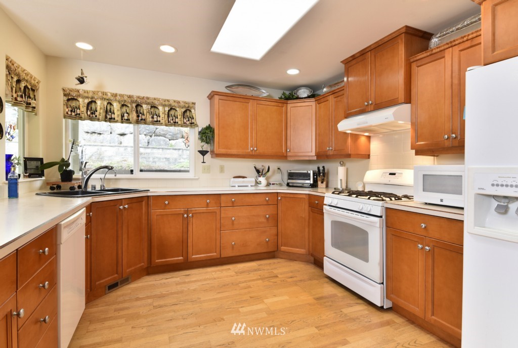 8113 Chehalis Road Birch Bay, WA 98230 - Photo 10 of 25 Gallery Image 10
