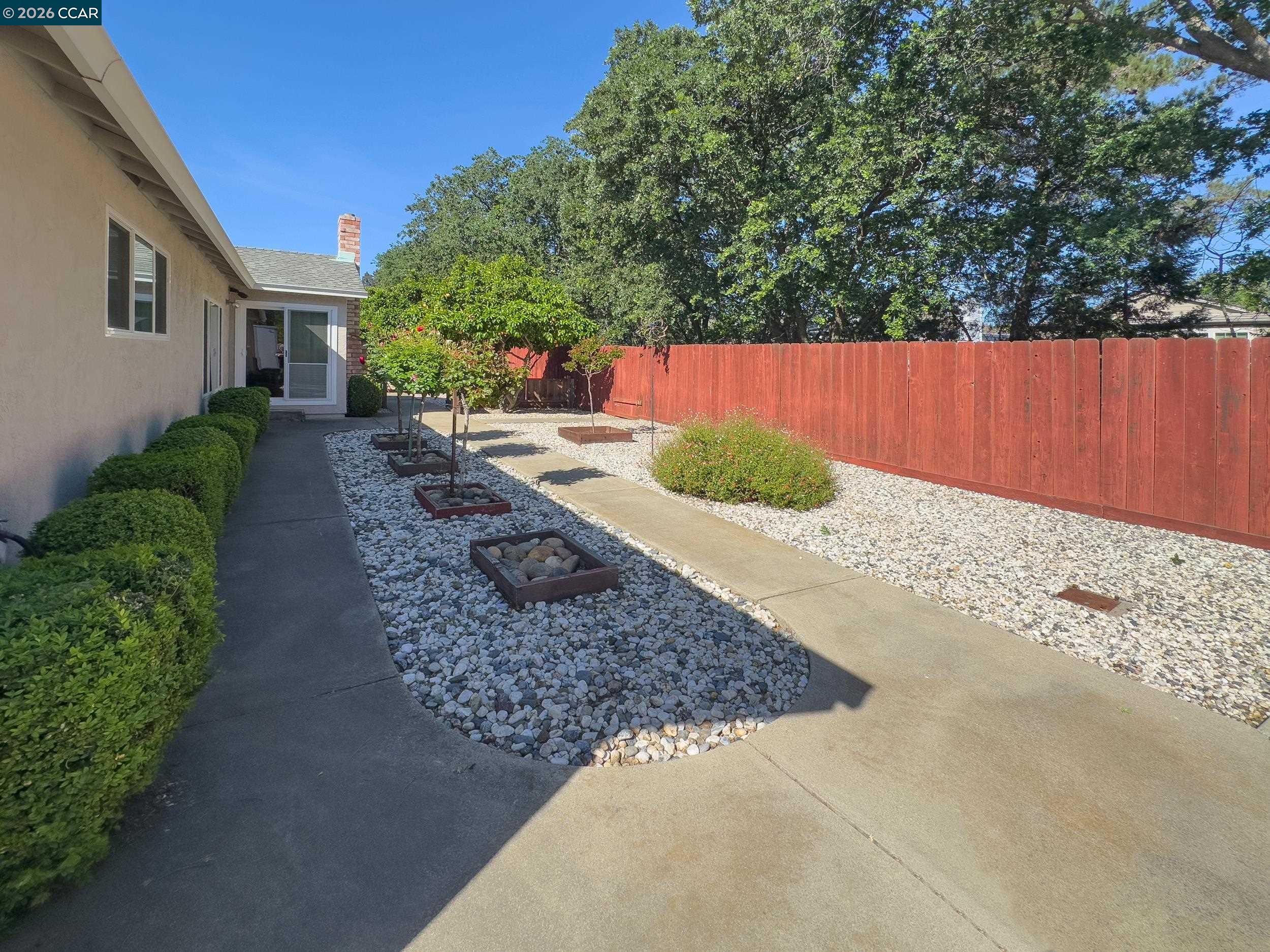 314 Semillon Circle Clayton, CA 94517 - Photo 38 of 38 a view of a backyard