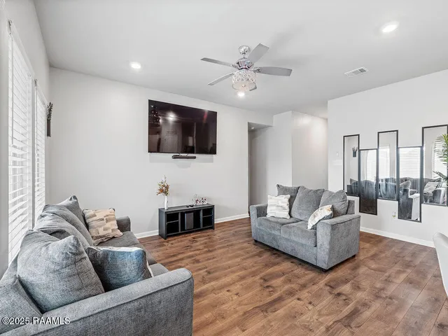 $245,000 | 310 Colt Lane, Lafayette, LA 70507