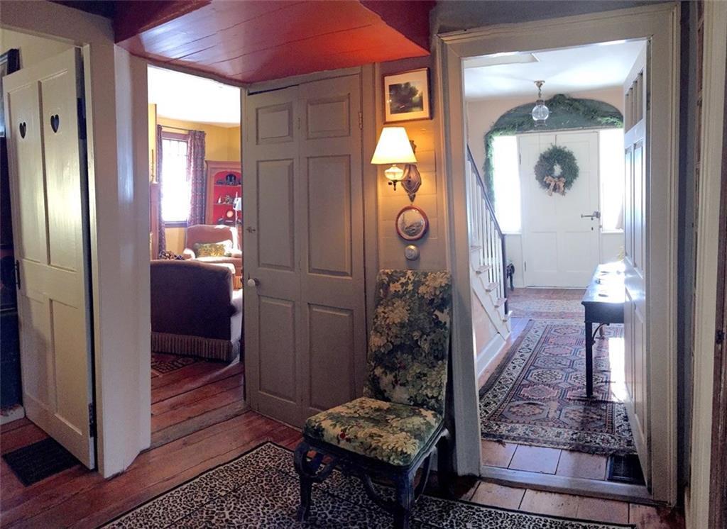 95 Nichols Road Edgecomb, ME 04556 - Photo 15 of 35 Back Hall