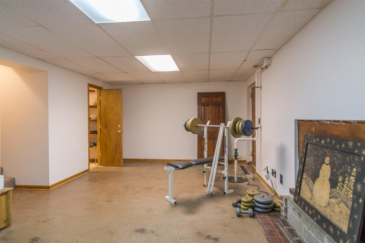 4798 South Rockport Road Bloomington, IN 47403 - Photo 25 of 31 Gallery Image 25