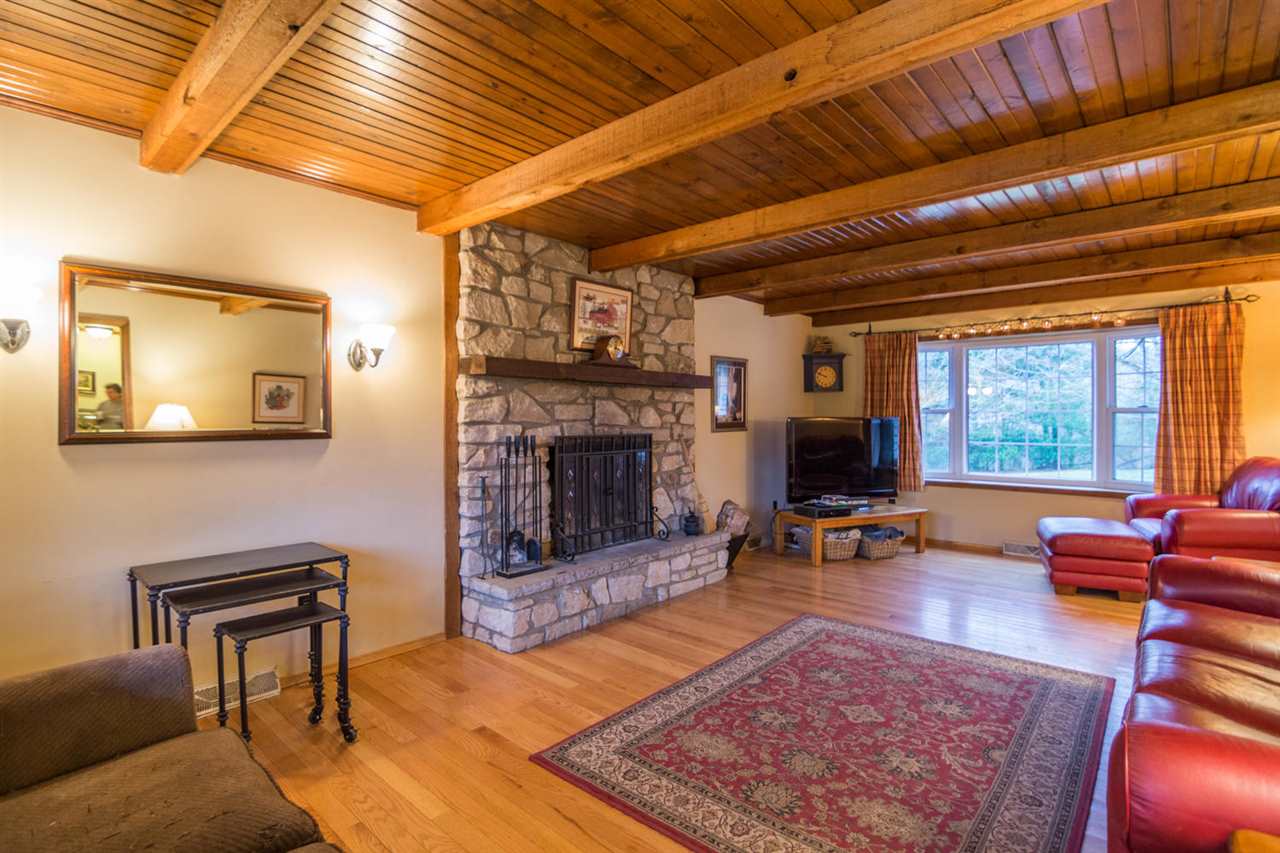 4798 South Rockport Road Bloomington, IN 47403 - Photo 8 of 31 Gallery Image 8
