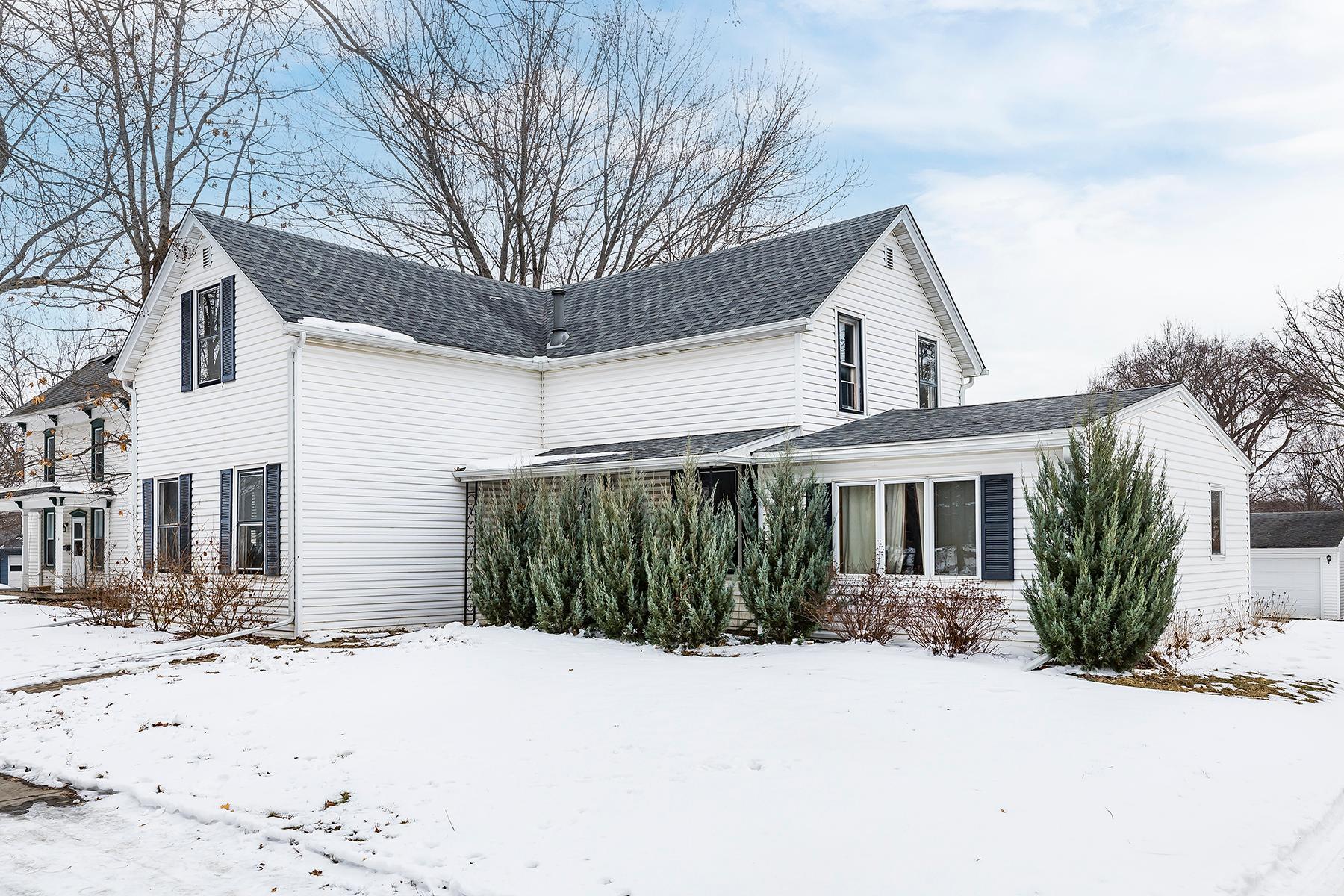 809 South 5th Street St. Peter, MN 56082 - Photo 4 of 40