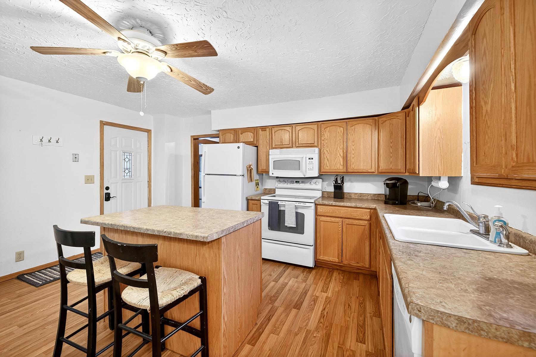 809 South 5th Street St. Peter, MN 56082 - Photo 5 of 40