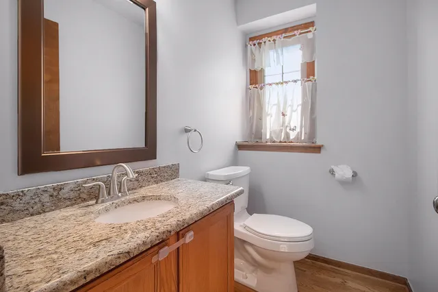 $600,000 | 312 Dorchester Way, Milford, MI 48381