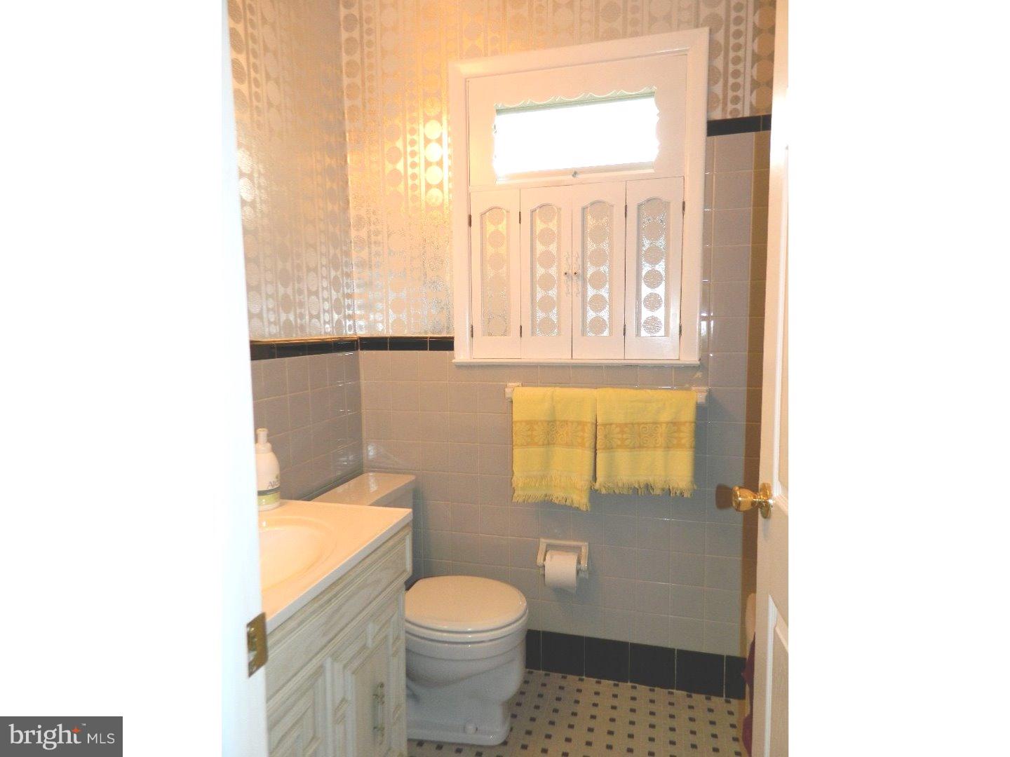 1127 Wynnbrook Road Secane, PA 19018 - Photo 16 of 16