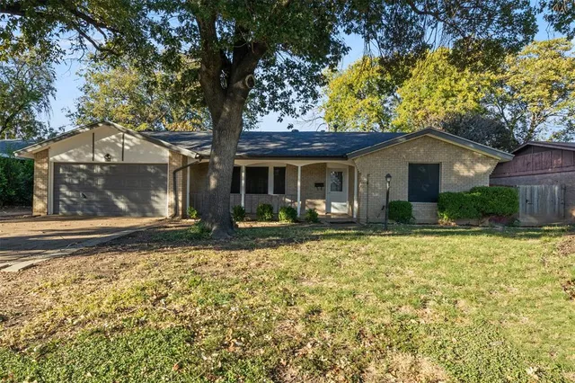 $265,000 | 2007 East Park Row Drive, Arlington, TX 76010