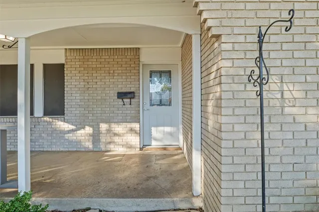 $265,000 | 2007 East Park Row Drive, Arlington, TX 76010