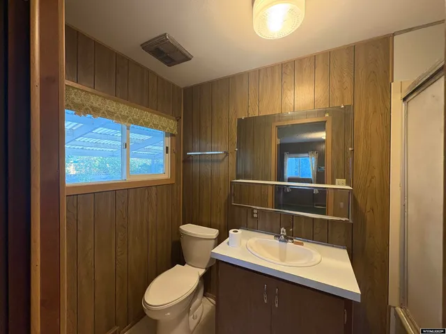 $161,000 | 225 North 8th Street, Douglas, WY 82633