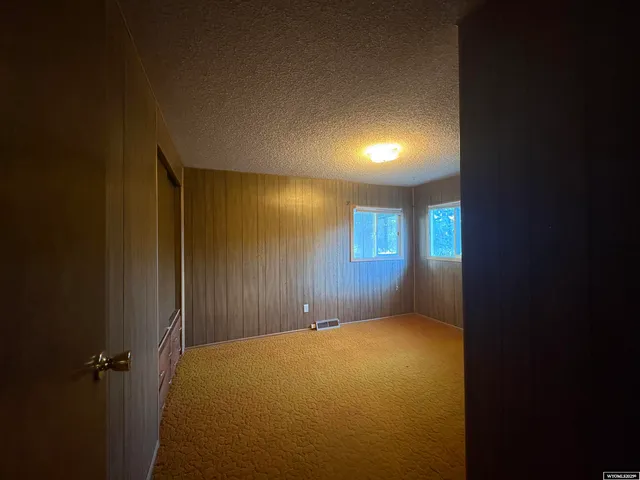 $161,000 | 225 North 8th Street, Douglas, WY 82633