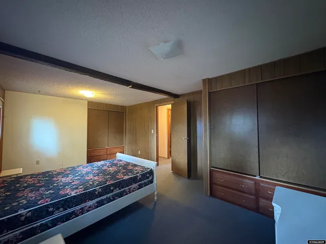 $161,000 | 225 North 8th Street, Douglas, WY 82633