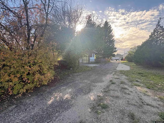 $161,000 | 225 North 8th Street, Douglas, WY 82633