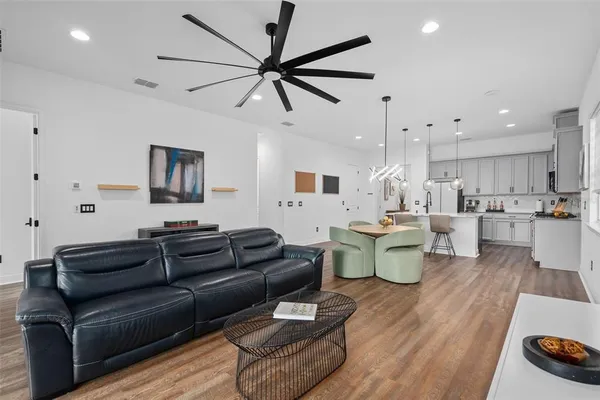 $519,900 | 2905 Tupelo Loop, St. Cloud, FL 34772