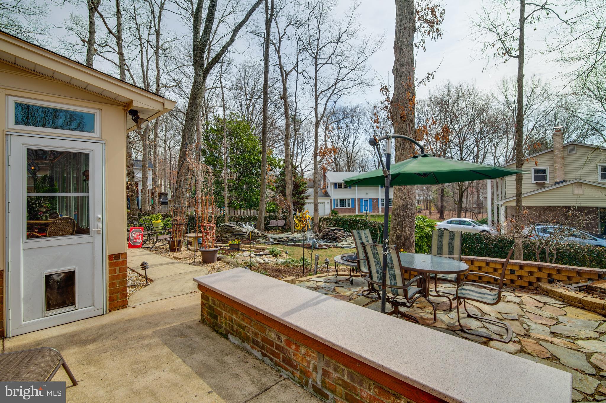 6933 Conservation Drive Springfield, VA 22153 - Photo 27 of 32 Exterior Rear