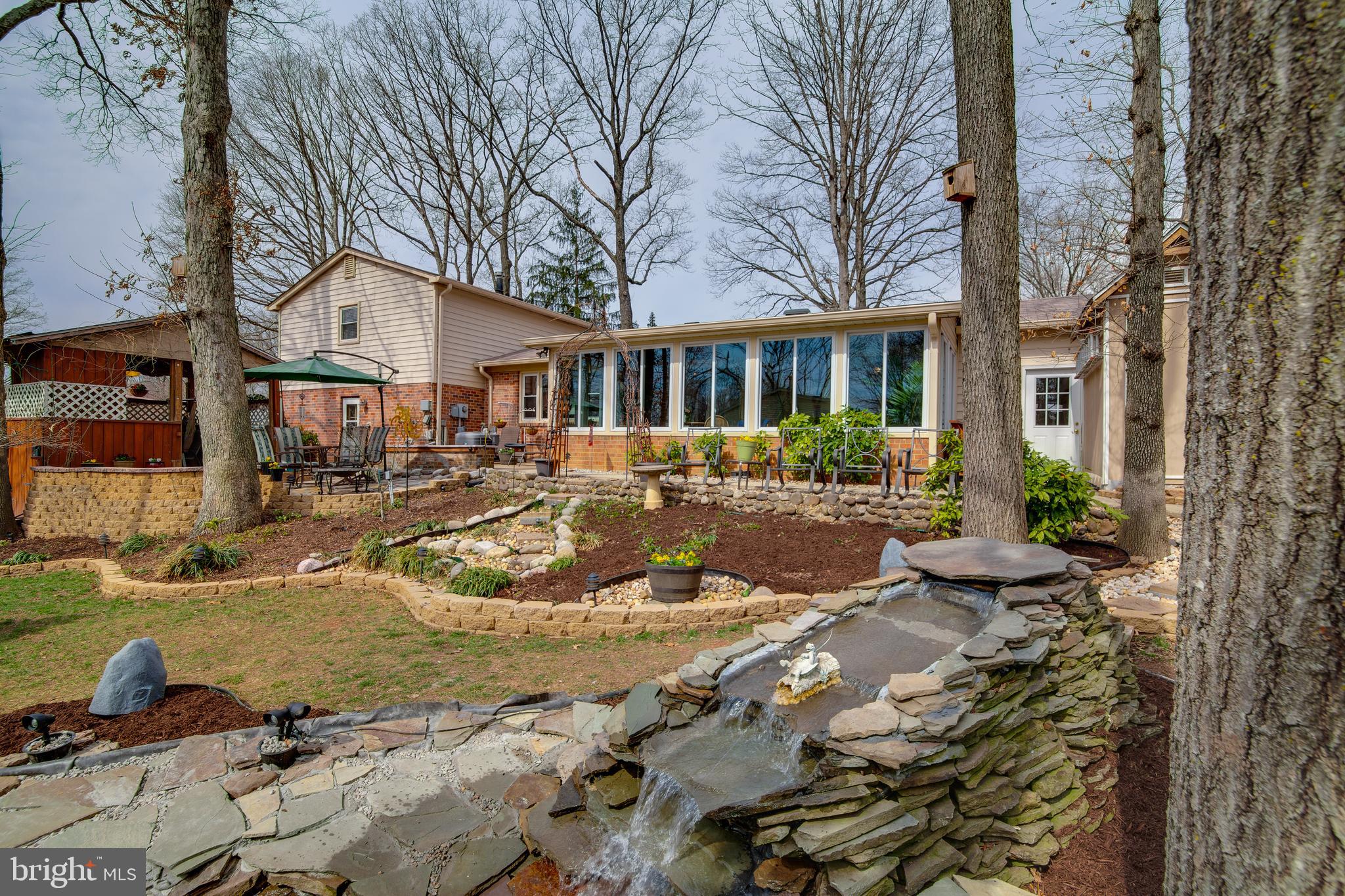 6933 Conservation Drive Springfield, VA 22153 - Photo 29 of 32 Exterior Rear