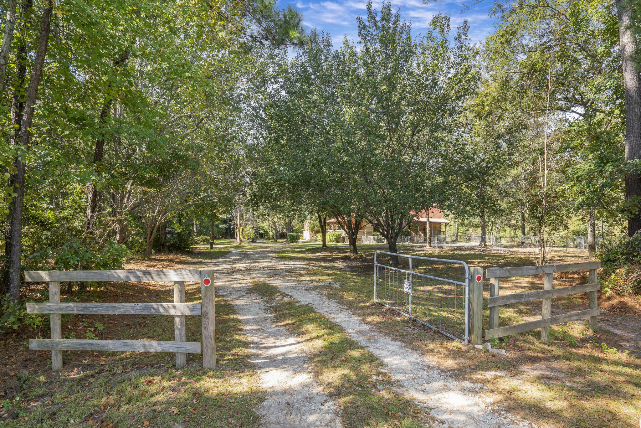 398 West Fisher Road Summerville, SC 29485 - Photo 6 of 55 6-web-or-mls-06-SNY06982