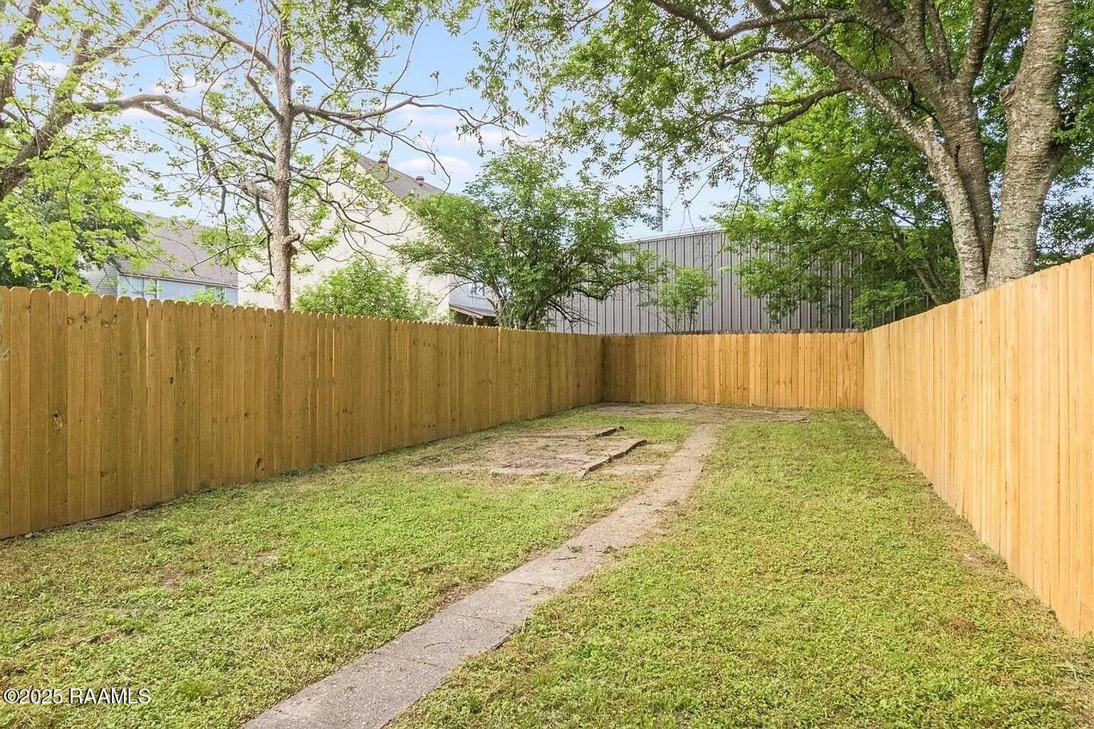 417 Cleveland Street Lafayette, LA 70501 - Photo 12 of 12 Cleveland13