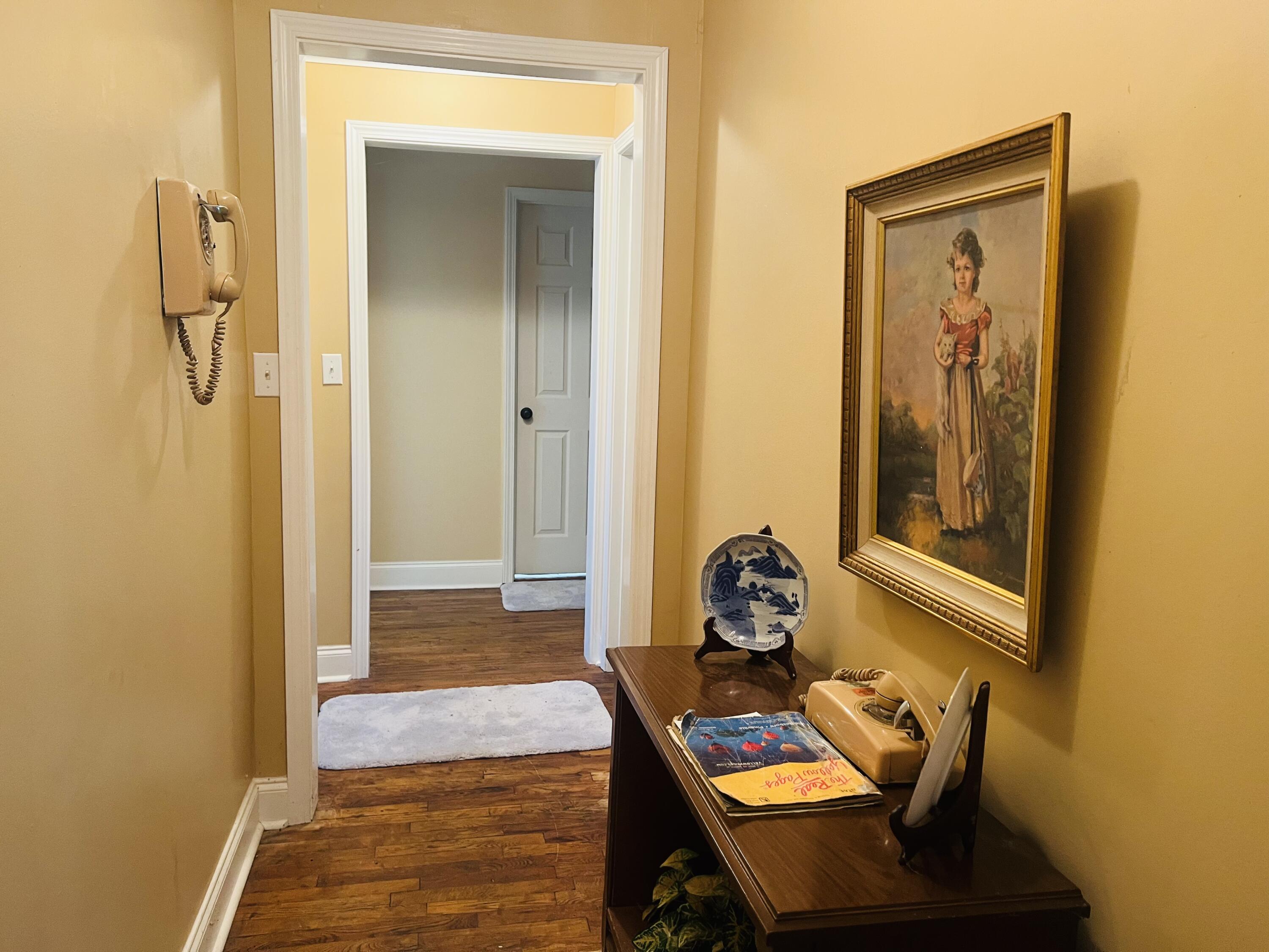 4032 Wilderness Road Ewing, VA 24248 - Photo 23 of 51 hallway leading towards bedroom